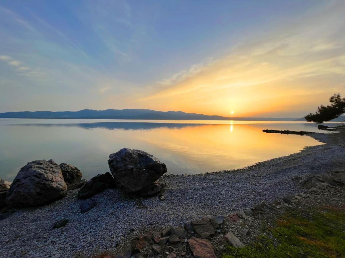 Seafront Traditional Stone House In Sunset Olive Grove - B Vila Alyfanta Exterior foto